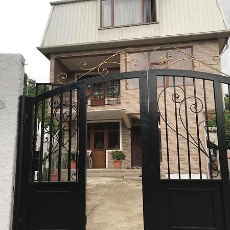 Lela'S Guest House Batum Dış mekan fotoğraf